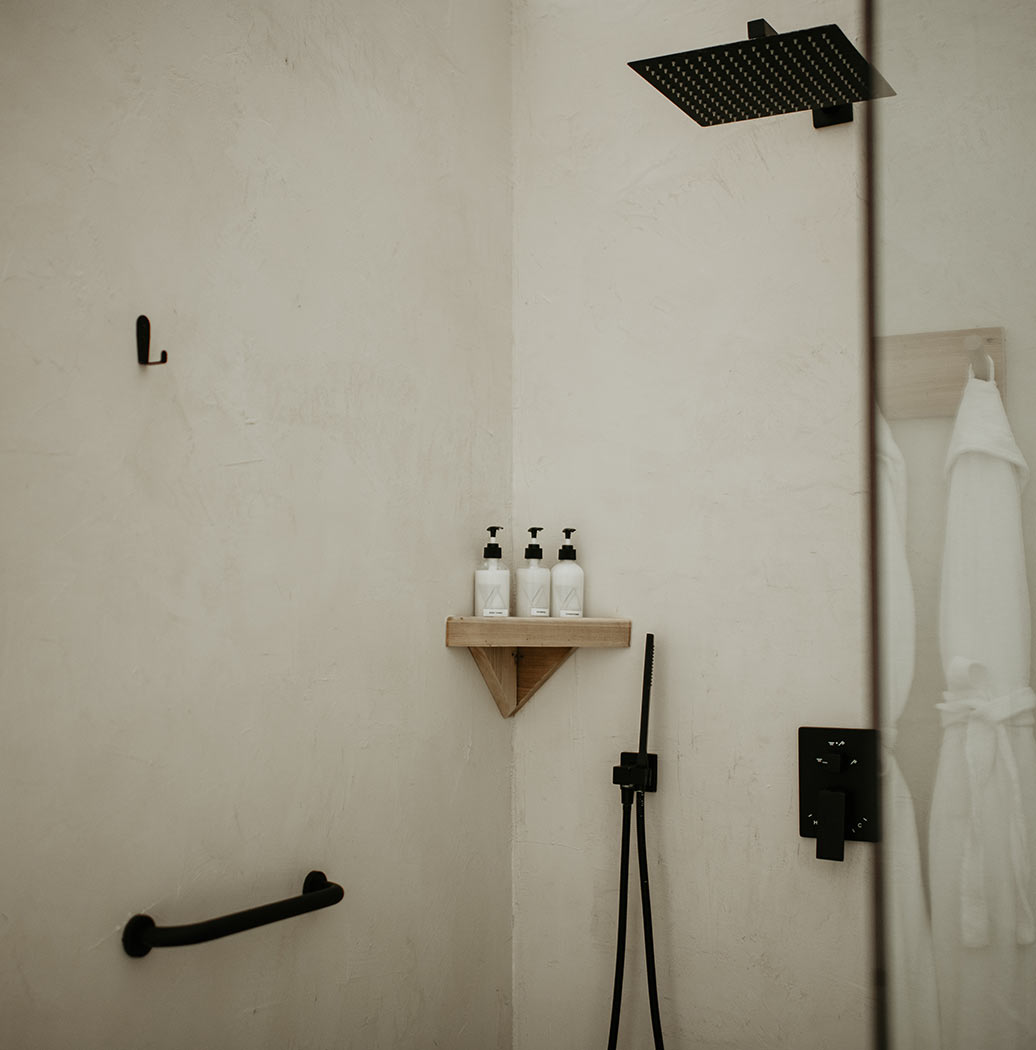 Meadow Dome Bathroom Shower